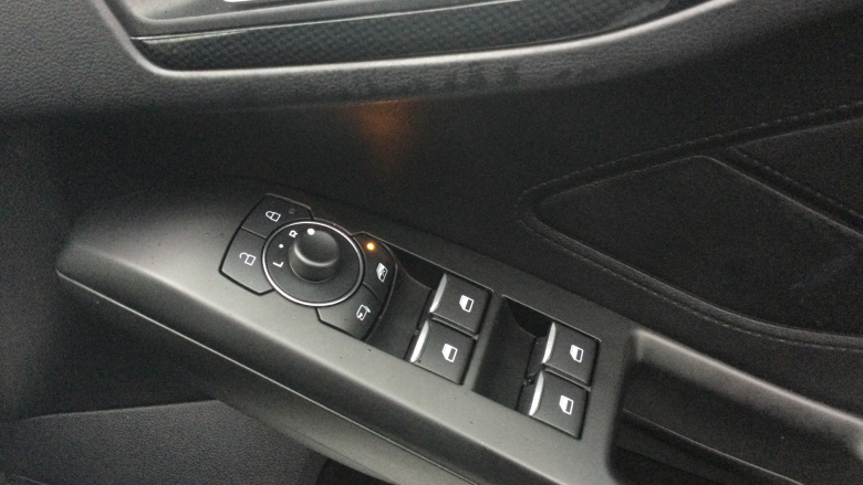 Ford Focus 1.0 EcoBoost Hybrid mHEV 155 ST-Line Edition 5dr Petrol Hatchback